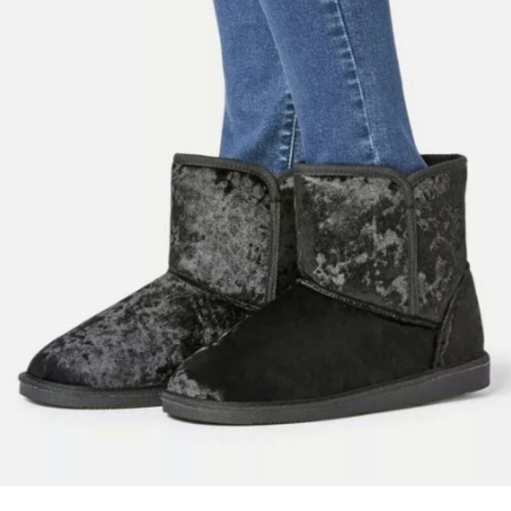 Brand new Velvet booties